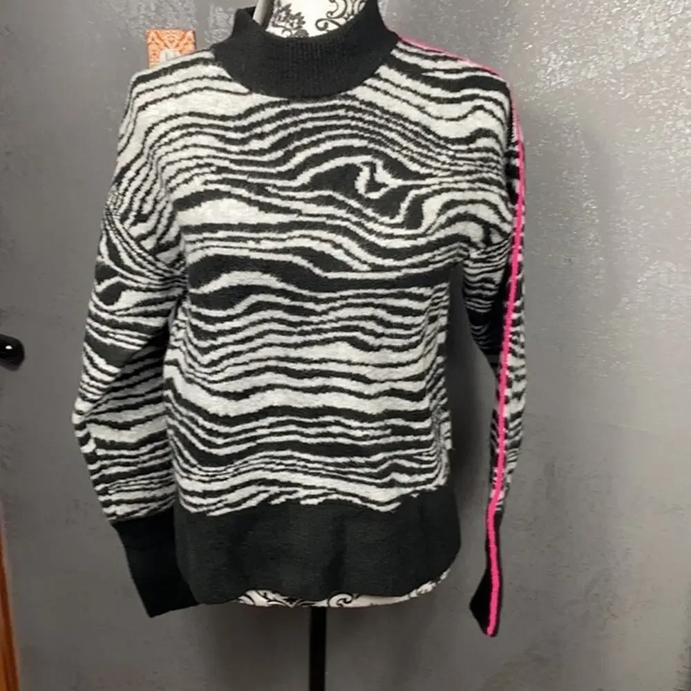 Halogen Swirl Zebra Mock Neck Sweater Black White Pink Stripe Cozy Soft NWT Sz L